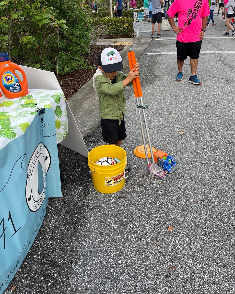 Surface71wpb's tweet photo. Thanks @SWAPBC @resourcedepot for including us #Runaway5k #waterstation @llwlaw #Sustainability https://t.co/JfrPnxXSJA