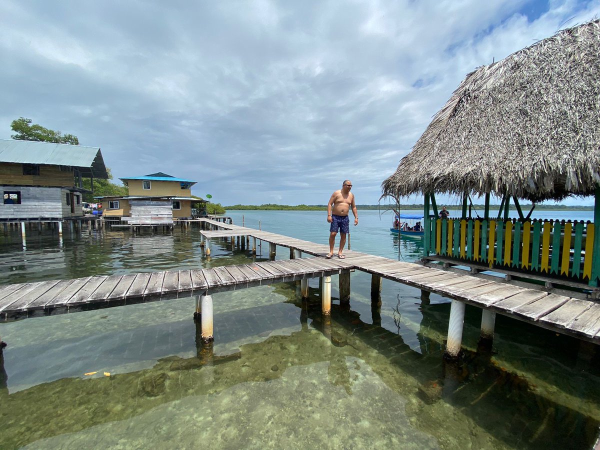 Angelfdeza's tweet photo. Disfrutando de la hermosa naturaleza de las islas Colón en Panamá!
#explorandoconbavarodigital #islascolon #saygon #bocasdeltoro #panama #lapalma https://t.co/Eiq89Bj1Jk