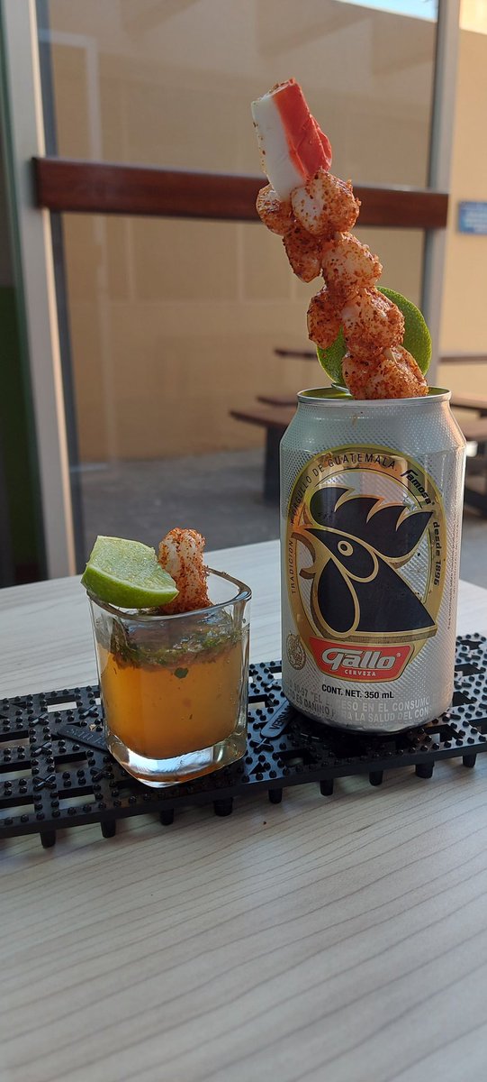 stefhpimentelgt's tweet photo. Hoy hice picositas en mi clase.
#picositas #Guatemala #barlady #cervezagallo #chelita https://t.co/fLgoYzSGno
