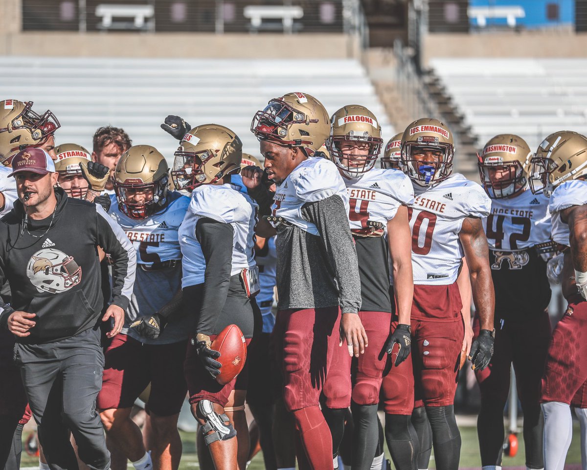 TXSTATEFOOTBALL's tweet photo. 🗣 D BLOOOOOCCCKKK

#TEAM  #EatEmUp https://t.co/jBMNBmY0zh