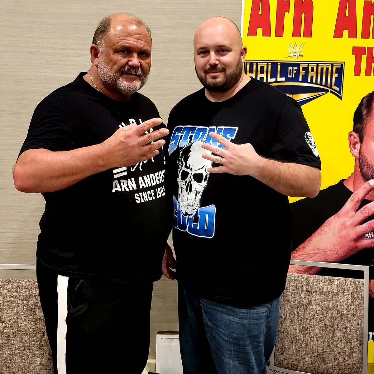 jmkc33's tweet photo. @wrestlecon #MyWrestleConMoment https://t.co/8TEkLil29v