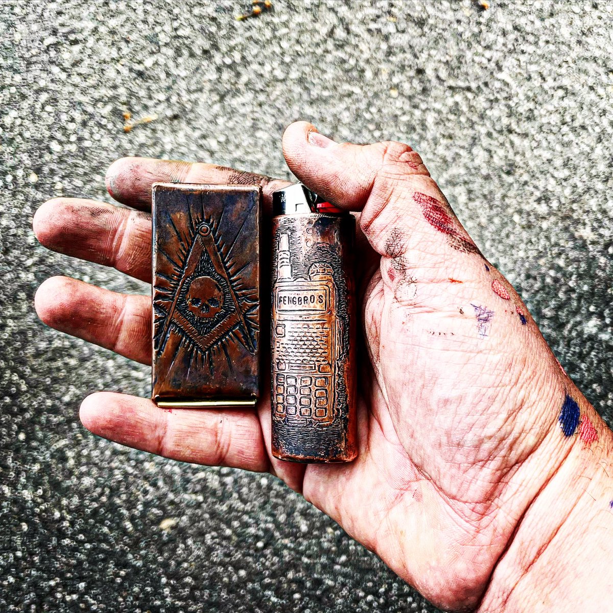 FengBros's tweet photo. Need a Light!? #baofengradio #baofenguv5r #uv5r #baofeng #fenggang #fengbros #fengbanger #strangerfengs #comms #walkietalkie #freemason #smib #network #staysafe #stayonpoint #edc #edccommunity https://t.co/iIPFoBd8H1