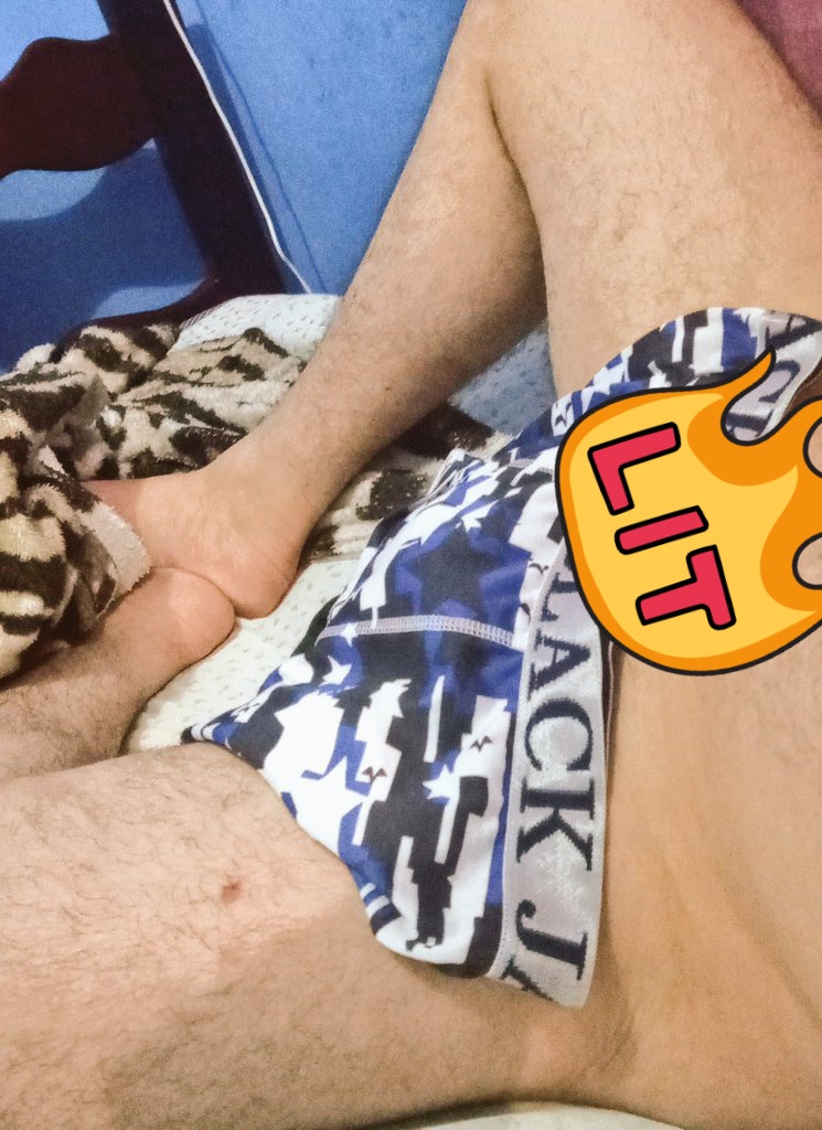 ParanaenseSaf's tweet photo. E quando a cabecinha saiu um pouco pra fora. 😋😋😋 #PINTOAWARDS #BUNDAAWARDS #BUNDAAWARDS #PINTOAWARSDS #TROCONUDES #PEITOSAWARDS #XOTASAWARDS #nudes https://t.co/JYI5T0w3UC