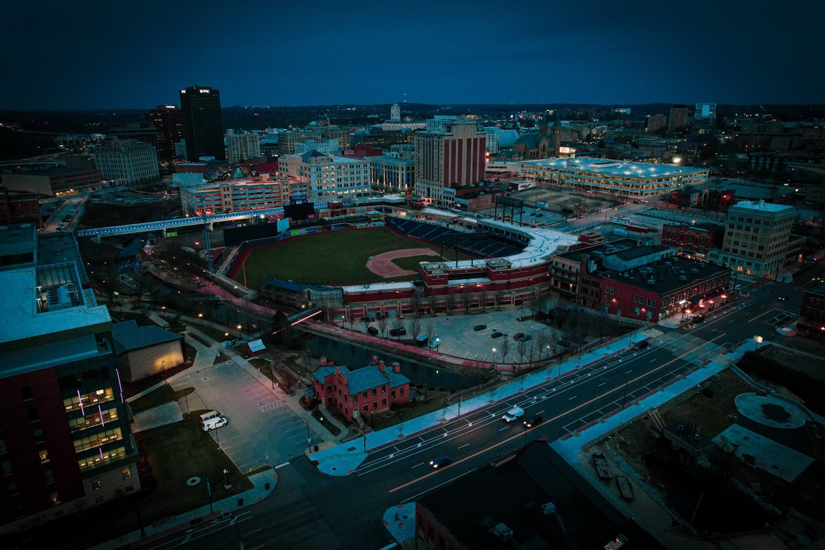AkronRubberDuck's tweet photo. The coolest place on planet earth :-) https://t.co/QBEGVqW8r6