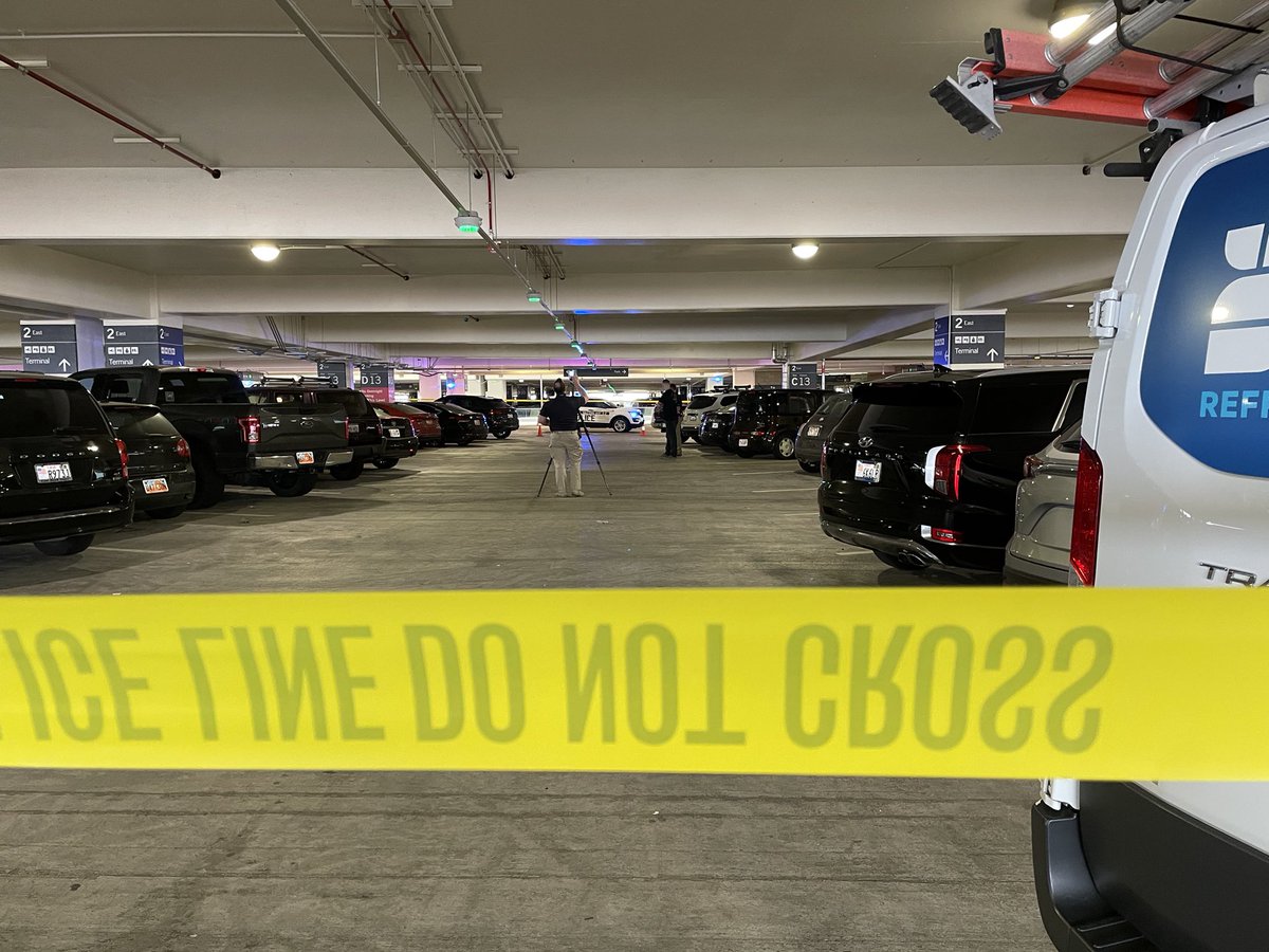SLCScanner's tweet photo. Victim critically injured, driver in custody after incident at Salt Lake City Int’l Airport https://t.co/tIFdyZVhb1 via @GephardtDaily https://t.co/jwezLm4AVf