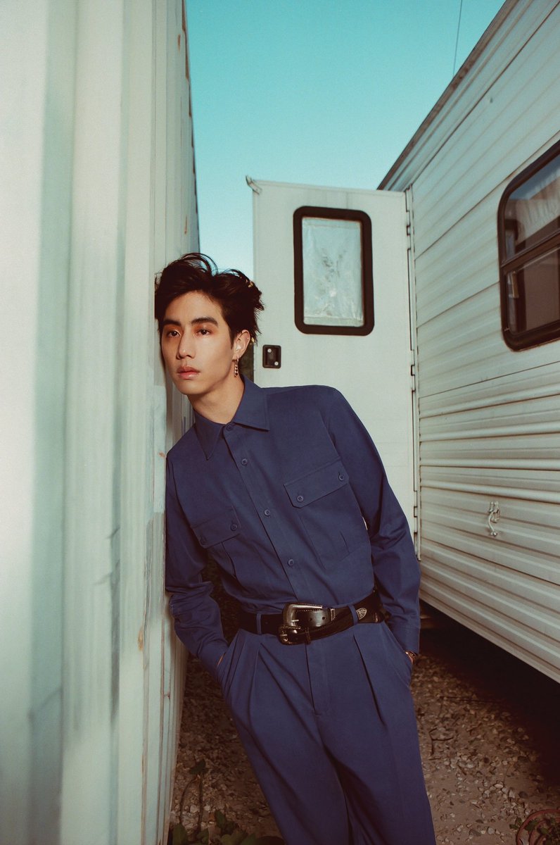DNAmngmnt's tweet photo. Flaunt Magazine 2022 Cover | Can You Hear Me Now
@marktuan @FlauntMagazine 

#MarkTuan
#FlauntMagazine
#MarkTuanOnFlaunt 
#마크 #段宜恩 https://t.co/a7wAt4tQ2t