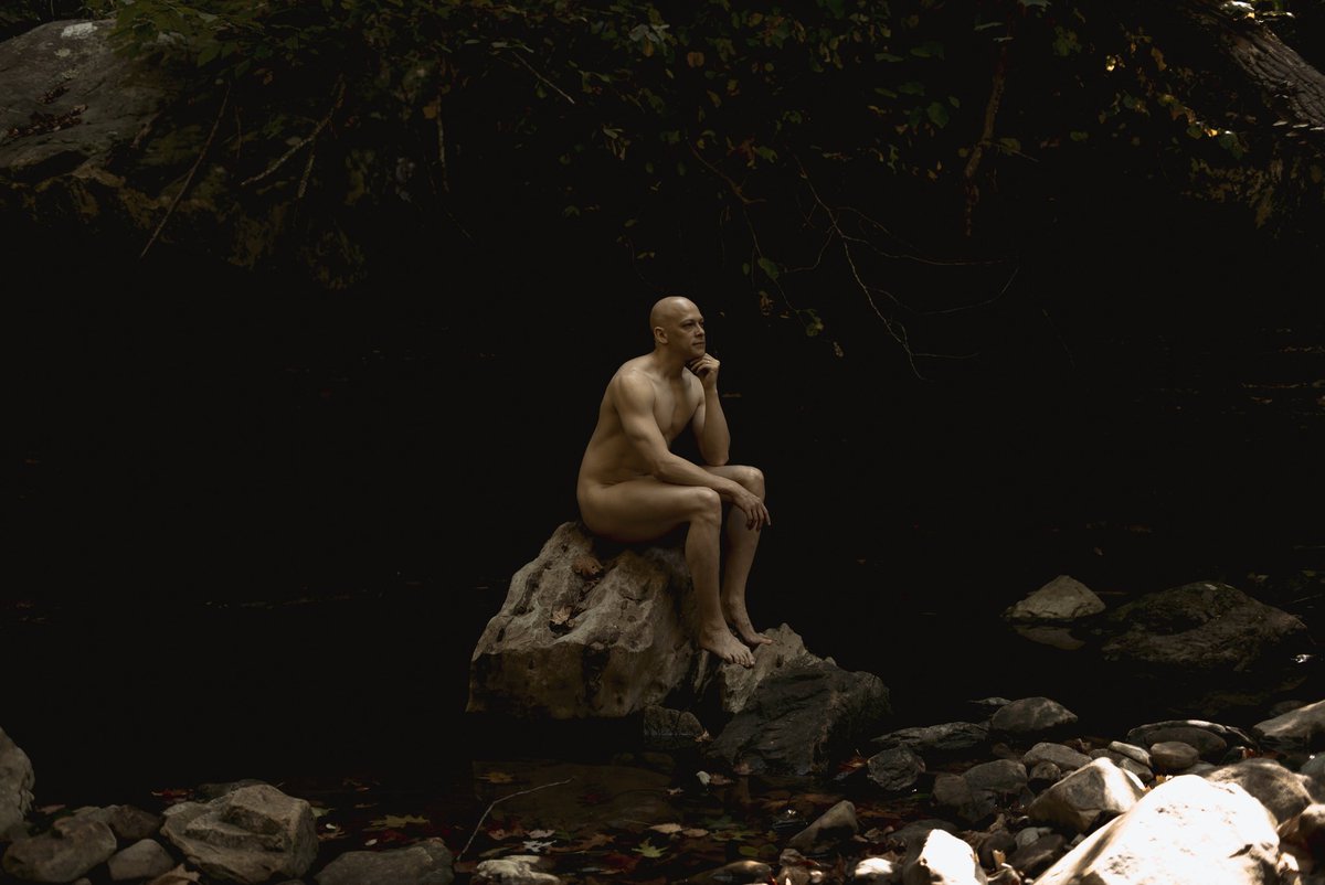 uriah_f's tweet photo. Lost in an ocean of thoughts 💭 model @noserviceiguess https://t.co/Pnizt8mpbB