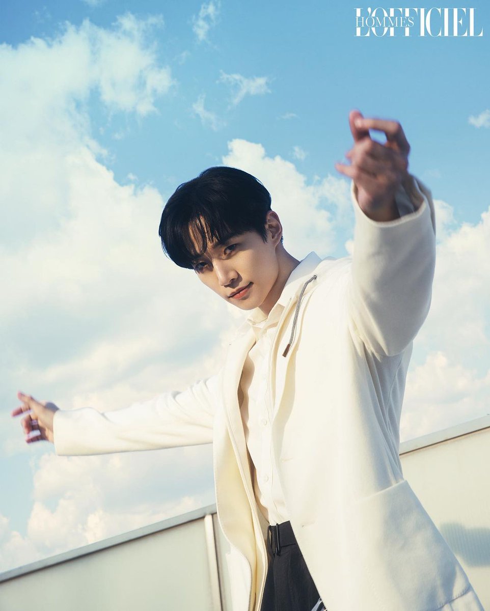 sweetestit's tweet photo. #준호 #이준호 #LEEJUNHO #LOSTAR #로피시엘옴므YK에디션 #2022봄여름호 https://t.co/0OHbEQfidS