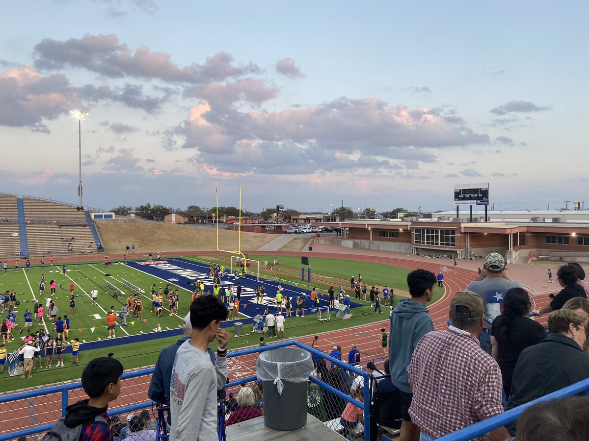 Final track meet of the year. Proud of our @Lone_StarTexans !!!