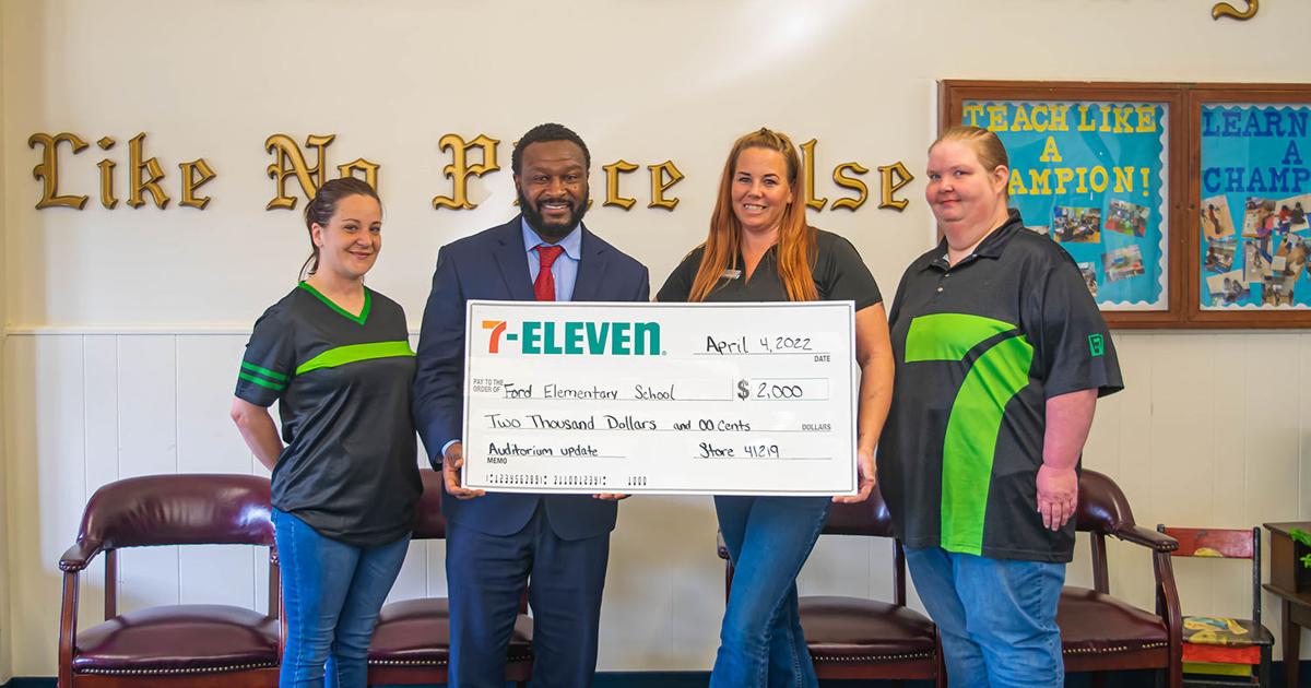 GoLaurens.com tweet media