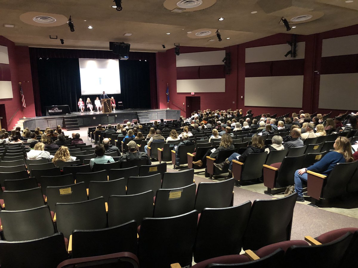 Great turnout for the 2022 NHS Induction Ceremony! Congrats to all the new inductees! Good luck to all our graduating seniors! #MHSNHS #NationalHonorSociety <a href="/MHSMustangs1/">Menomonie Activities</a> <a href="/mhsmustang1/">MHS Mustang</a>