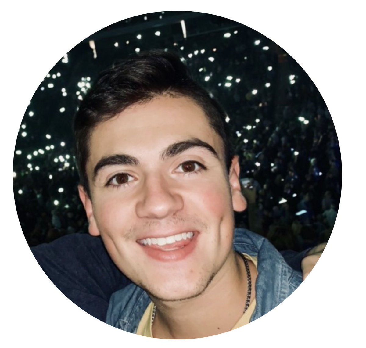 StreamSongAdv's tweet photo. Ryan interned as a Wealth Management Intern in the summer of 2019. His internship at StreamSong has helped prepare him to work directly with clients as a futures broker in Chicago. For more information about Ryan and other StreamSong interns, please visit the StreamSong website! https://t.co/PYYFEbdvq4