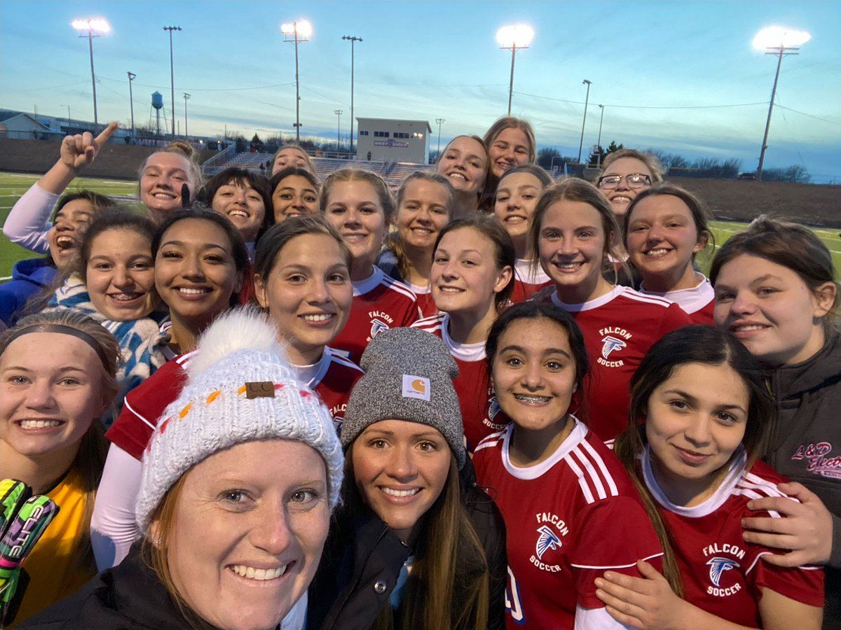 Great team win tonight over Unity! Way to go ladies! #westsioux #girlssoccer