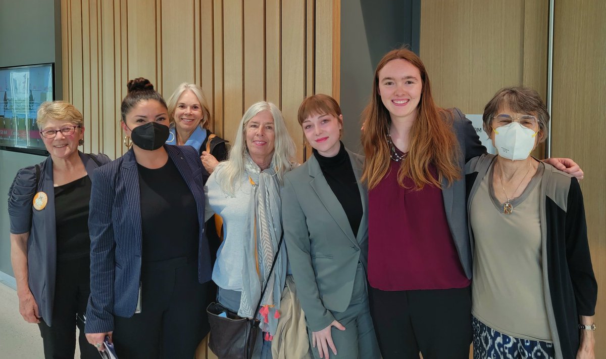 The Senate Labor, Public Employment &amp; Retirement Committee passed SB 1173 out of committee 3-1! 🤠🥳

SO much love to @SenGonzalez_33 &amp; all the folks who called in to support the Fossil Fuel Divestment Act—we are grateful for all (25+ minutes!) of your comments 🥰