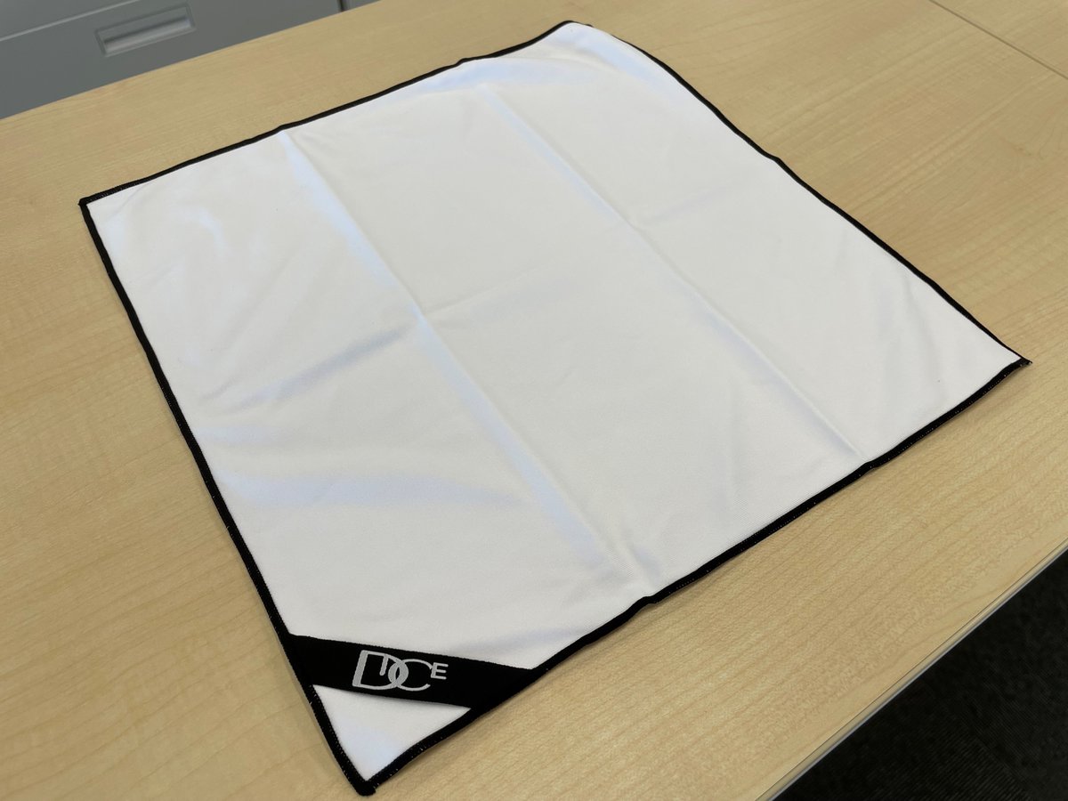 DiceGoggles's tweet photo. フォロワー５００人
ありがとうプレゼント！

公式とは言え個人的な投稿の多い内容ですが
感謝を込めてクリーナークロスを５人にプレゼント

応募資格
①DICEのTwitterをフォロー
②この投稿をリツイート

応募期間
4/15（金）迄

当選発表はDMにてお知らせ

#DICESNOWBOARDGOGGLES 
#信頼の淡路島品質 https://t.co/5w8lwKAZqd
