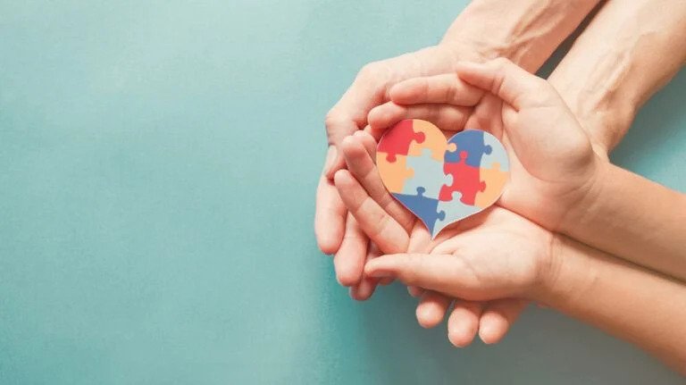elearnindustry's tweet photo. In honor of World Autism Awareness Month, we talk about 5 ways online learning helps empower students with disabilities. 💪 ❤️ https://t.co/lhn1NdgTMZ
#autismwareness #accessiblelearning https://t.co/qnBN6FKVnR
