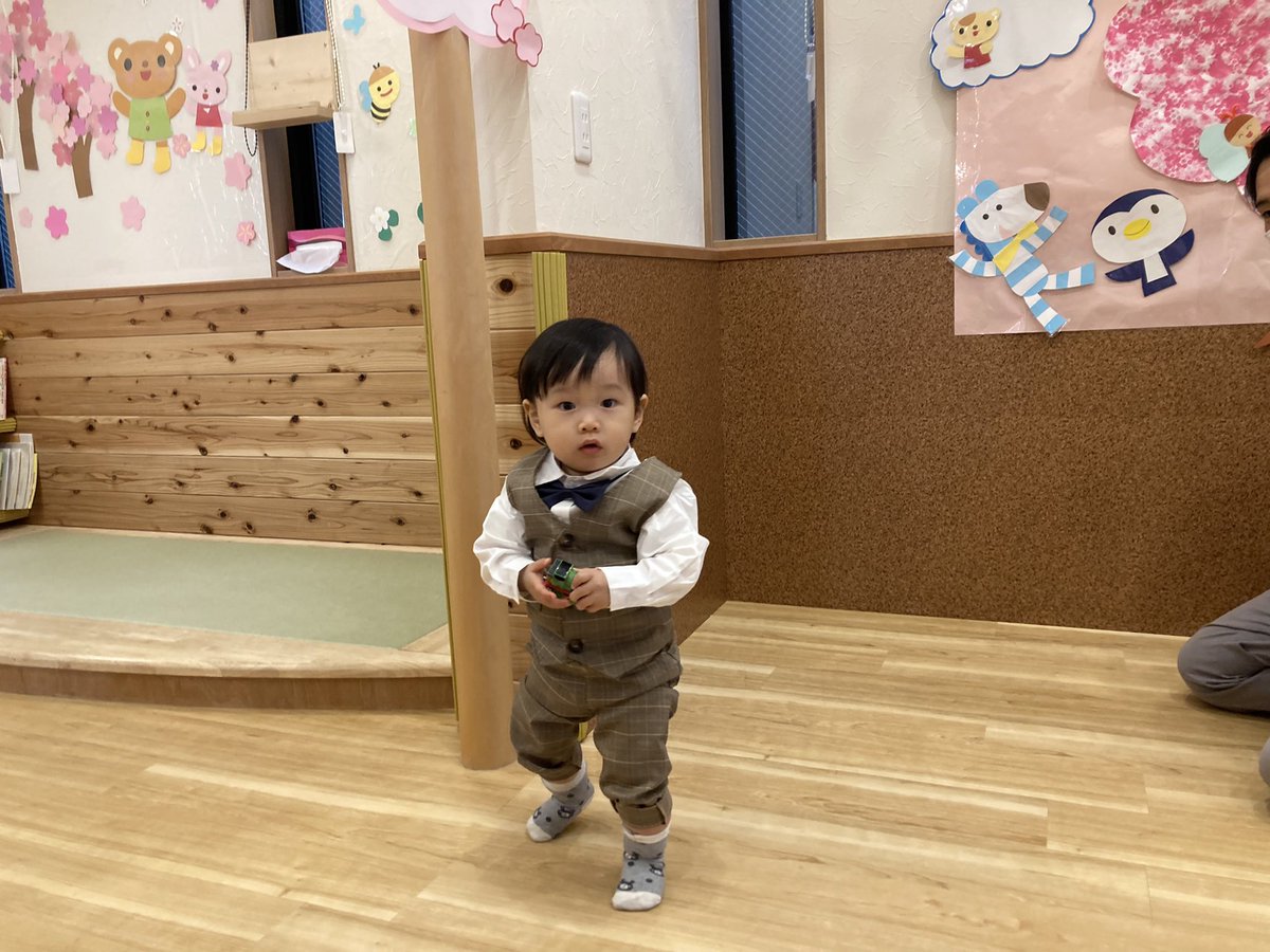 A_08181215's tweet photo. 保育園入園🌸
慣らし保育も全然泣かずに楽しそうに遊んでる🥺 https://t.co/MQ28aJRX0w