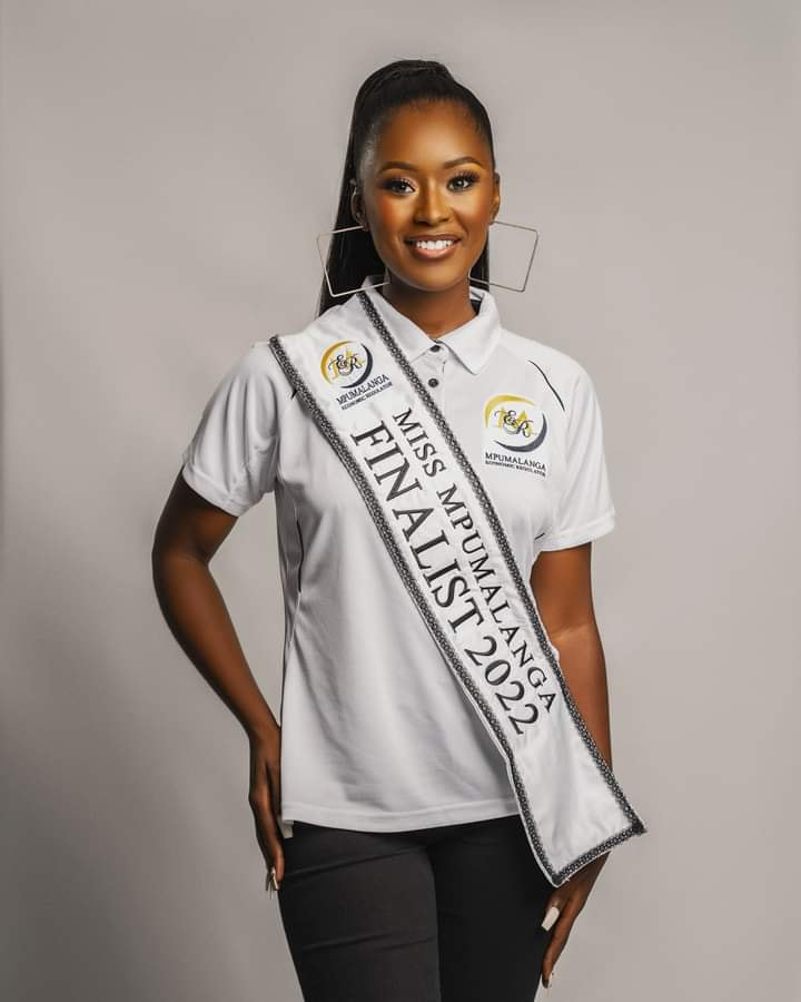 RISEfm943's tweet photo. #CrowningMissMpumalanga
We have two Finalists Buhle Malinga & Zoliswa Mlombo in studio from 8-9am on RISE FM 94.3mhz With JT & Victor-Rose Junior
https://t.co/QlapyGFIhZ
#MER
#MissMp
#RISEfmBreakfast https://t.co/zKT4ZWTleD