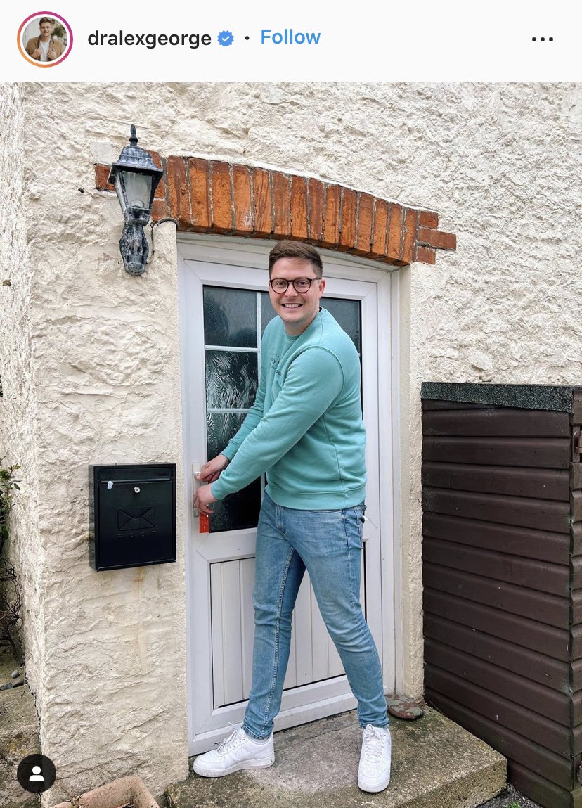 OwsWills's tweet photo. “And I’m taking homes away from local families in the process of creating my holiday cottage empire, thereby driving up prices, becoming a net contributor to the destruction of Pembrokeshire’s historic communities, and further impacting the Welsh language”

#HawliFywAdra https://t.co/d2RTUJnXUJ