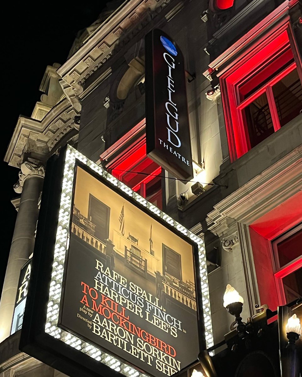 Natalie🎧 tweet media