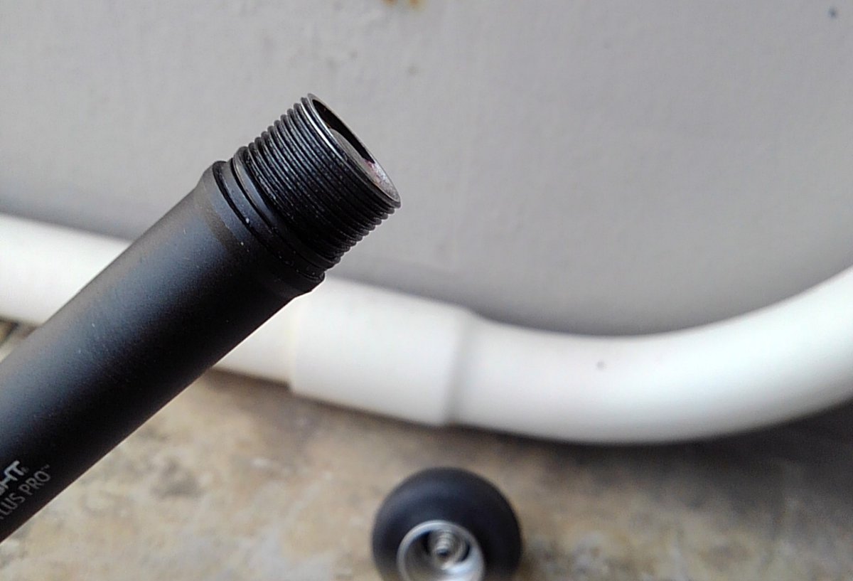 snttm1's tweet photo. #STREAMLIGHT
#STYLUSPRO STYLUS PRO
#フラッシュライト 🔦✨
独自進化。
本体色が黒色のものはテールスイッチユニットを少し緩めると構造的に電源を落とせます。 https://t.co/gUosHkIYWZ