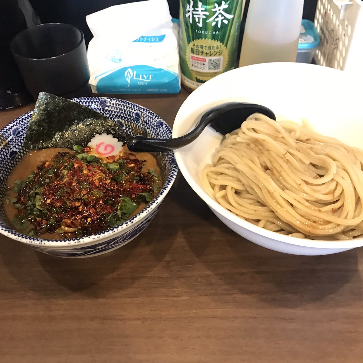 tonamidaisuki's tweet photo. 🍜狼煙東大宮店🍜
お久しぶりでした!!!大葉と味噌の相性抜群。最近食べすぎて絶対太ってると思います🫣🫣
#狼煙 #となみ #THANGO #ラーメン https://t.co/bmPNZQSq5a