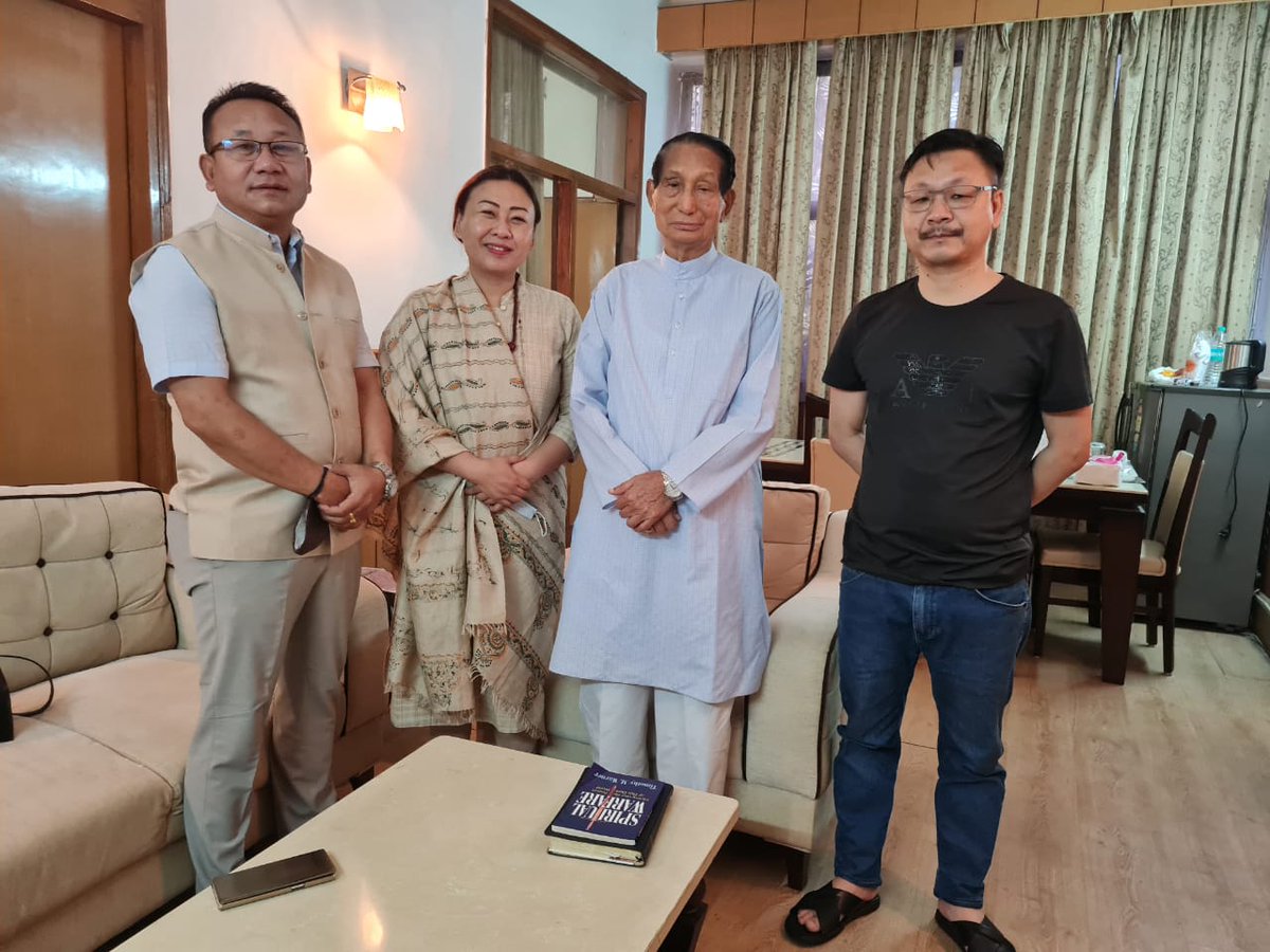 MahilaMNagaland's tweet photo. #Blessings @phangnon had a prayer time &amp; blessings from Dr.S.C.Jamir former Governor and Chief Minister of Nagaland before attending her first Parliament session @narendramodi @JPNadda @blsanthosh @VanathiBJP @AlongImna @YanthungoPatton @BJPMahilaMorcha @BJP4Nagaland @NalinSKohli https://t.co/ZIJpCUtcxv