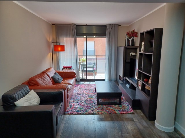 Fesclat's tweet photo. Buscas un pis amb la mida justa, ampli i confortable? Aquest pis és l'ideal! 👌🏡🤩🔝
PREU: 240.000€ (ref. 542) https://t.co/kmP9sstSC8
