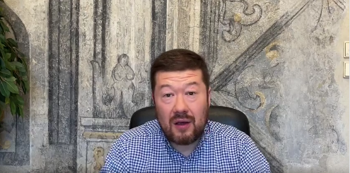 Tomio Okamura SPD, ve své novém videu říká, že Ukrajinu válka nezasáhla celá, varuje, že tady Ukrajinci zůstanou natrvalo, mají se přece kam vrátit, je pro deportaci zpět.
Tuhle svini nezajímá vůbec že umírají lidé, jeho zajímá jen jeho politický kšeft, tohle je lidský odpad 👇