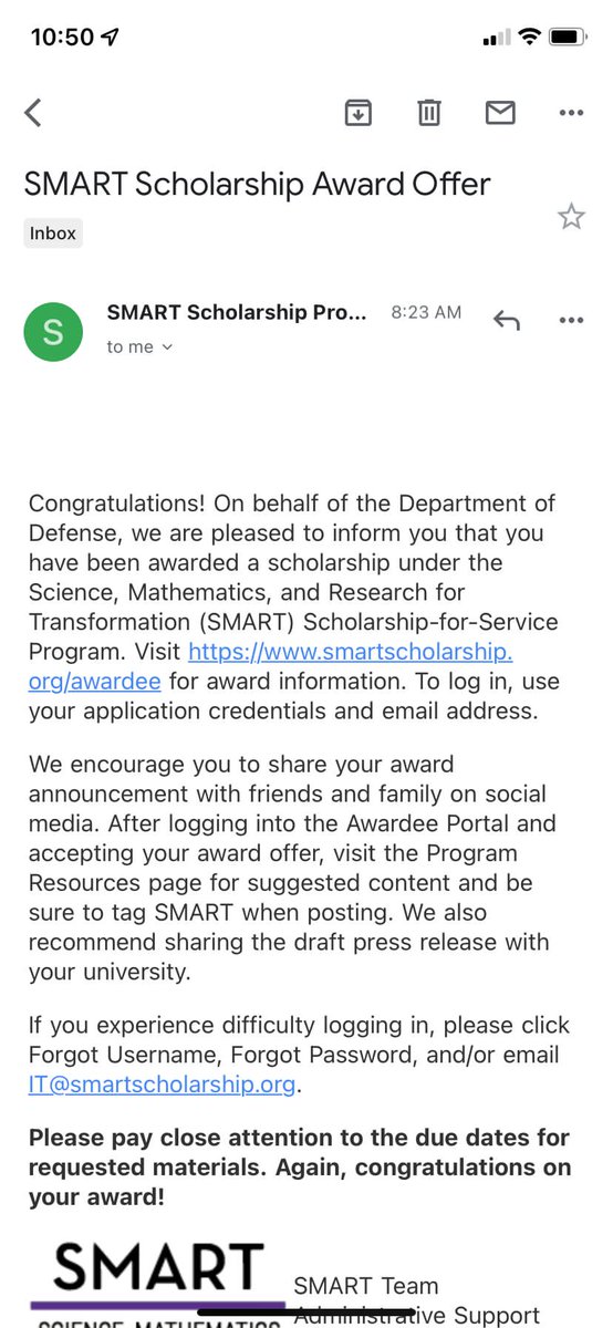 678soca1's tweet photo. When you raise a SMART GIRL!!! So proud of my daughter!! #Mercer22 #gradschoolloading https://t.co/U5RsvkyUR6