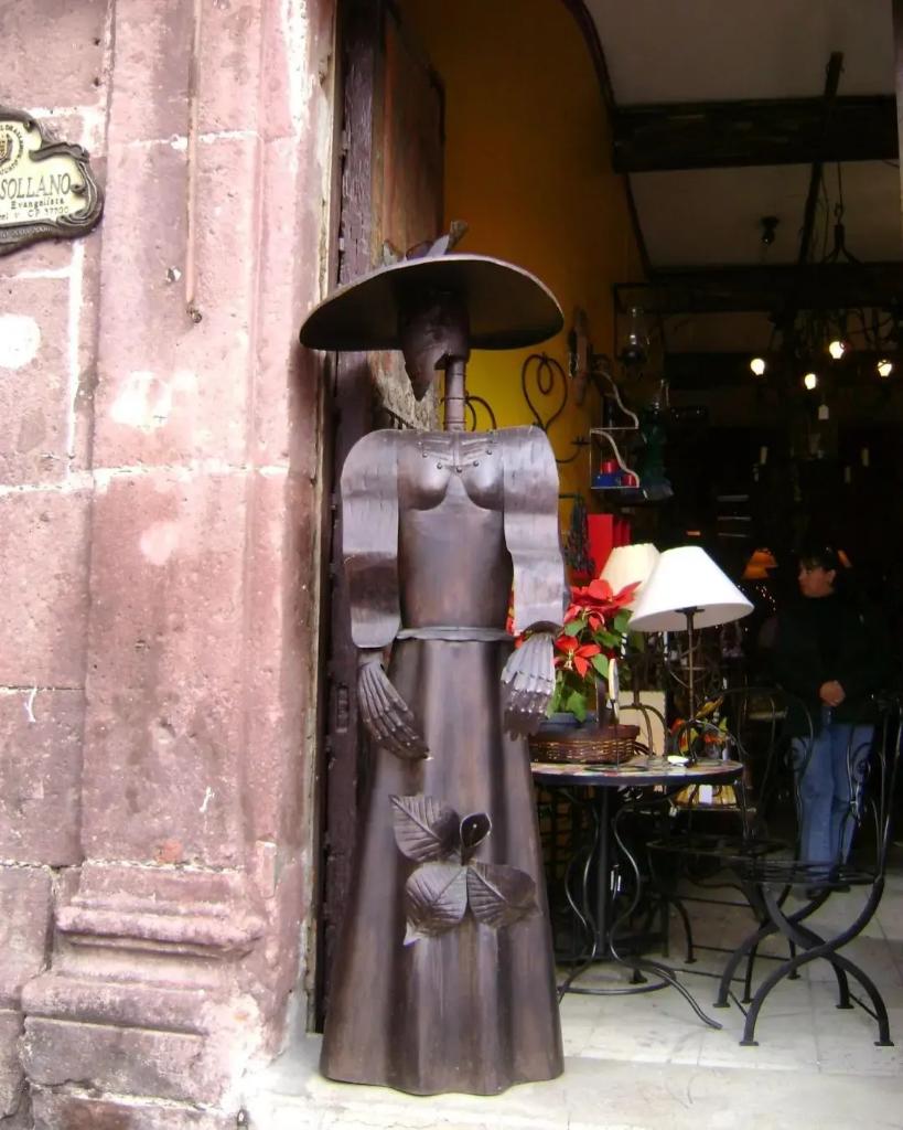 Juna_amiko's tweet photo. En la urbo San Miguel de Alllende

#meksiko 

#esperanton
#Esperanto 
#esperantolingvo 
#esperantobildoj 
#esperantofilmoj
https://t.co/Xr4PWiUqBe https://t.co/dwghUnJFdf