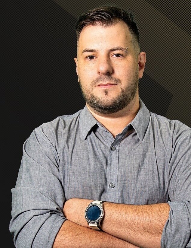Vorterixbahia's tweet photo. El último miércoles en @tardescubileras, charlamos con Jonatan Cisterna, CEO De Global Squads sobre su convenio con @FlixMediaAr.

Escuchalo acá 👇🏼
https://t.co/BX9nPr3xyP https://t.co/W15XJ2V6Uf