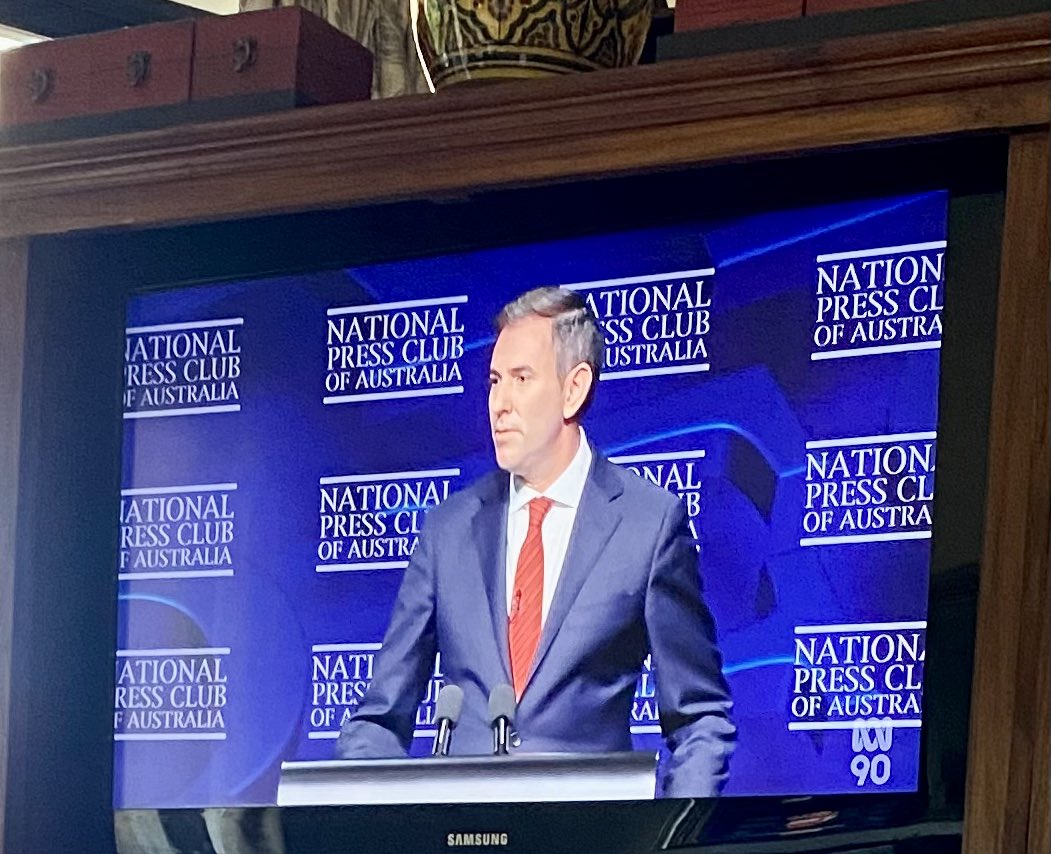 Listening to <a href="/JEChalmers/">Jim Chalmers MP</a> and hoping there is a better future for our nation