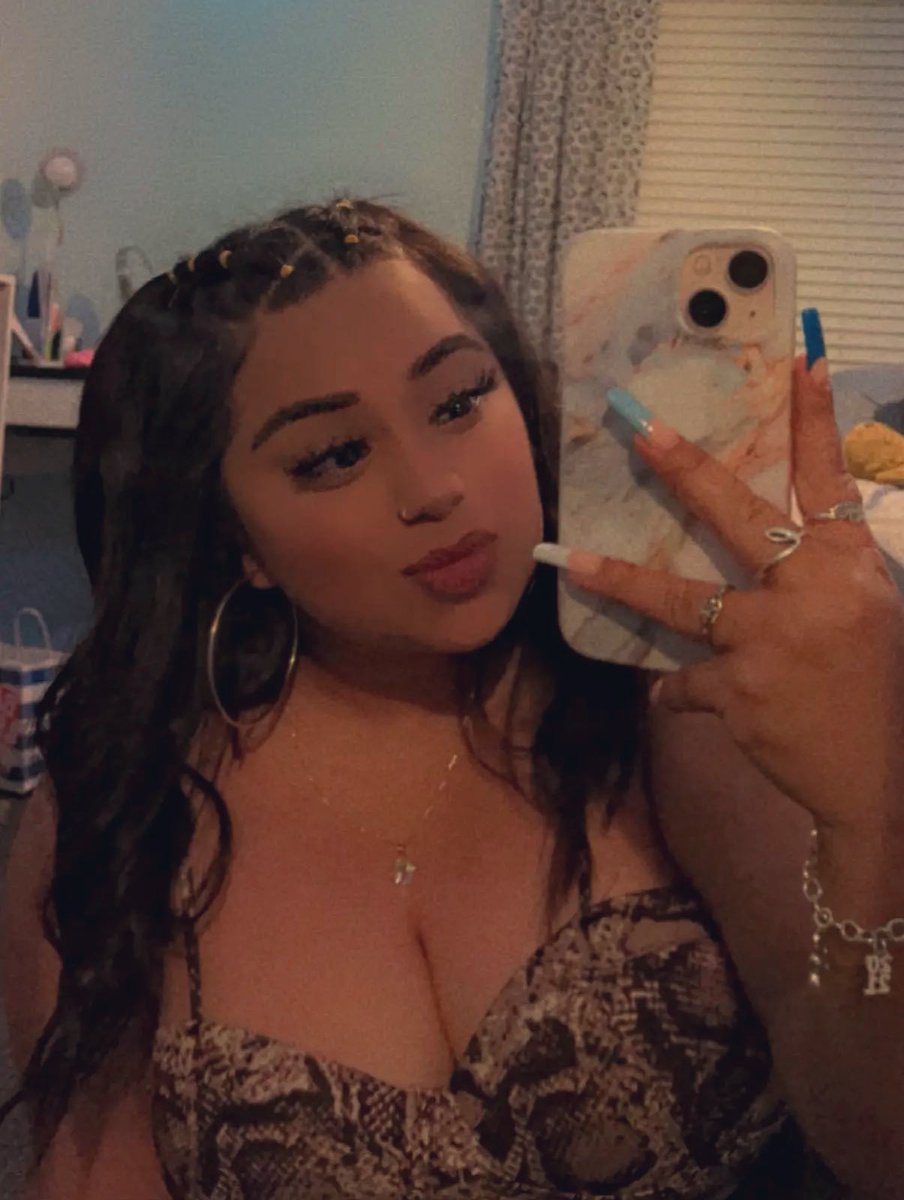 Hey Twitter, been a minute, but ya girl is back 😌