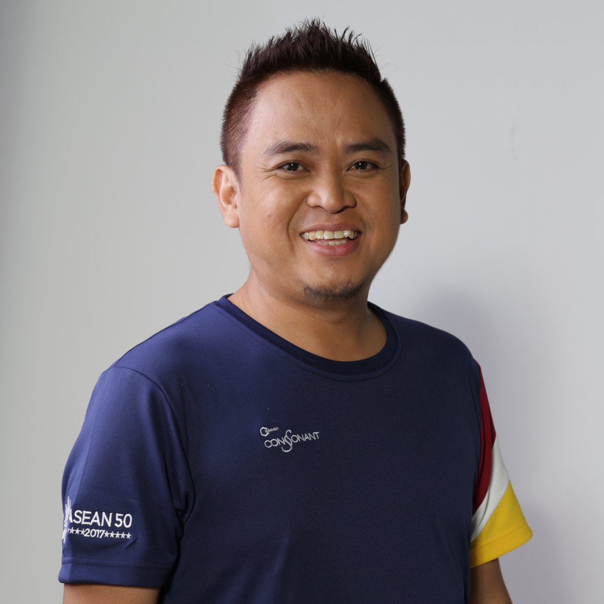c_consonant's tweet photo. 🍰🥳 #HappyBirthday to Noor Leyzam Bin Ali (Boy), our talented #CaseanConsonant Musician from #Malaysia🇲🇾

May the happiness &amp; good memories you've brought through #Gambus melodies return to you 10x on your birthday &amp; beyond. Wishing for all of your wishes to come true.✨ https://t.co/eMfverIHOG
