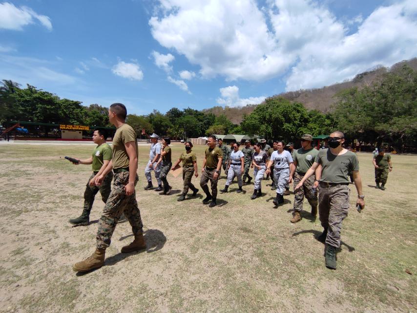 rescue_recon's tweet photo. Down to business in BALIKATAN 2022

#RescueRecon #OneMissionOneTeam #27thNARG #Hooyah #Roah #Balikatan2022 #PhilippineNavy https://t.co/jCvKwsVZiV