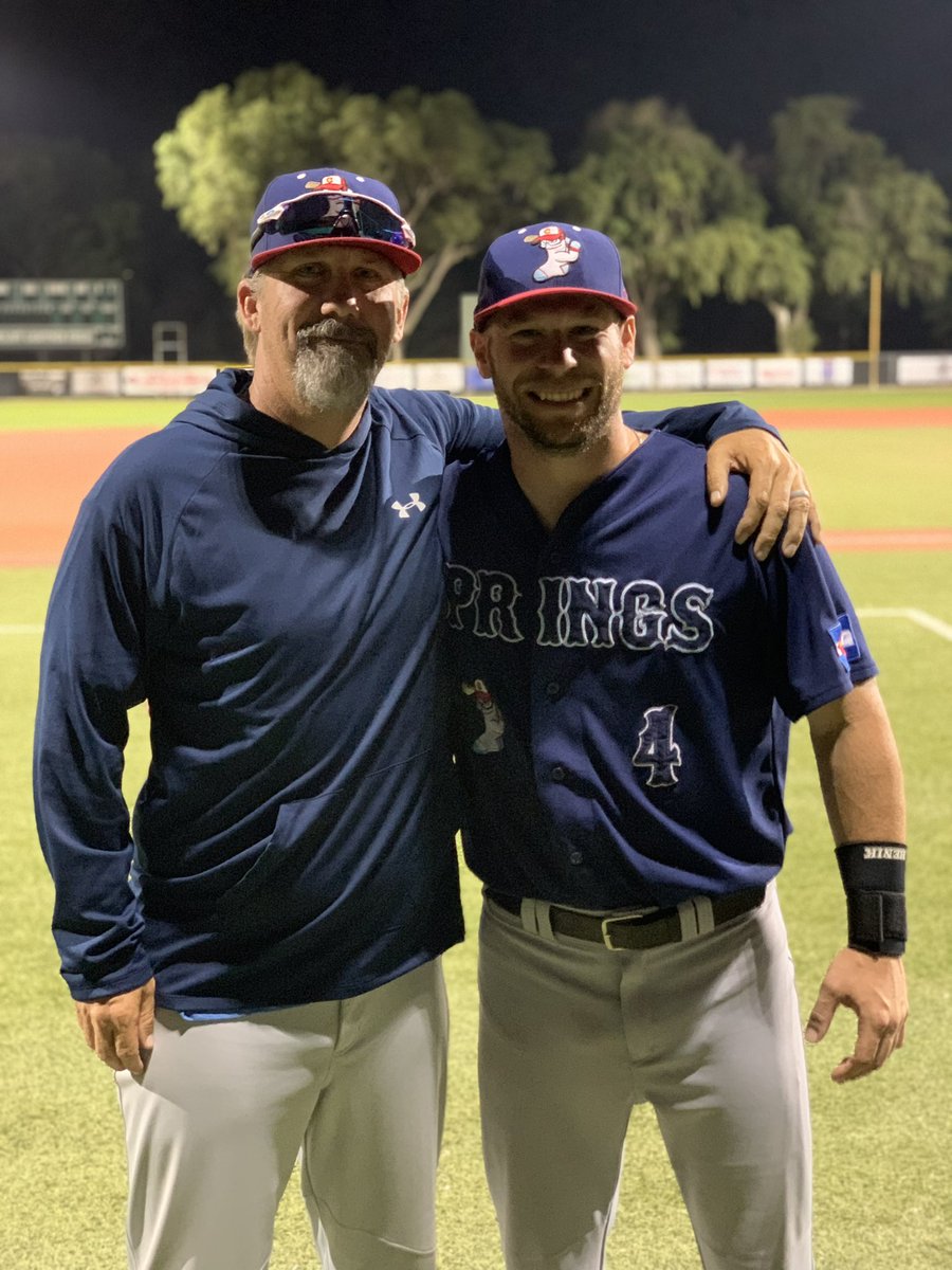 SpringsSnowSox's tweet photo. Former Snow Sox member and @ILBaseball member @RobbPaller has signed with the @OwlzNoCo of the @PBL1939!!  Congrats Robb!!  Proud of you man! https://t.co/qoIyBFBCPq