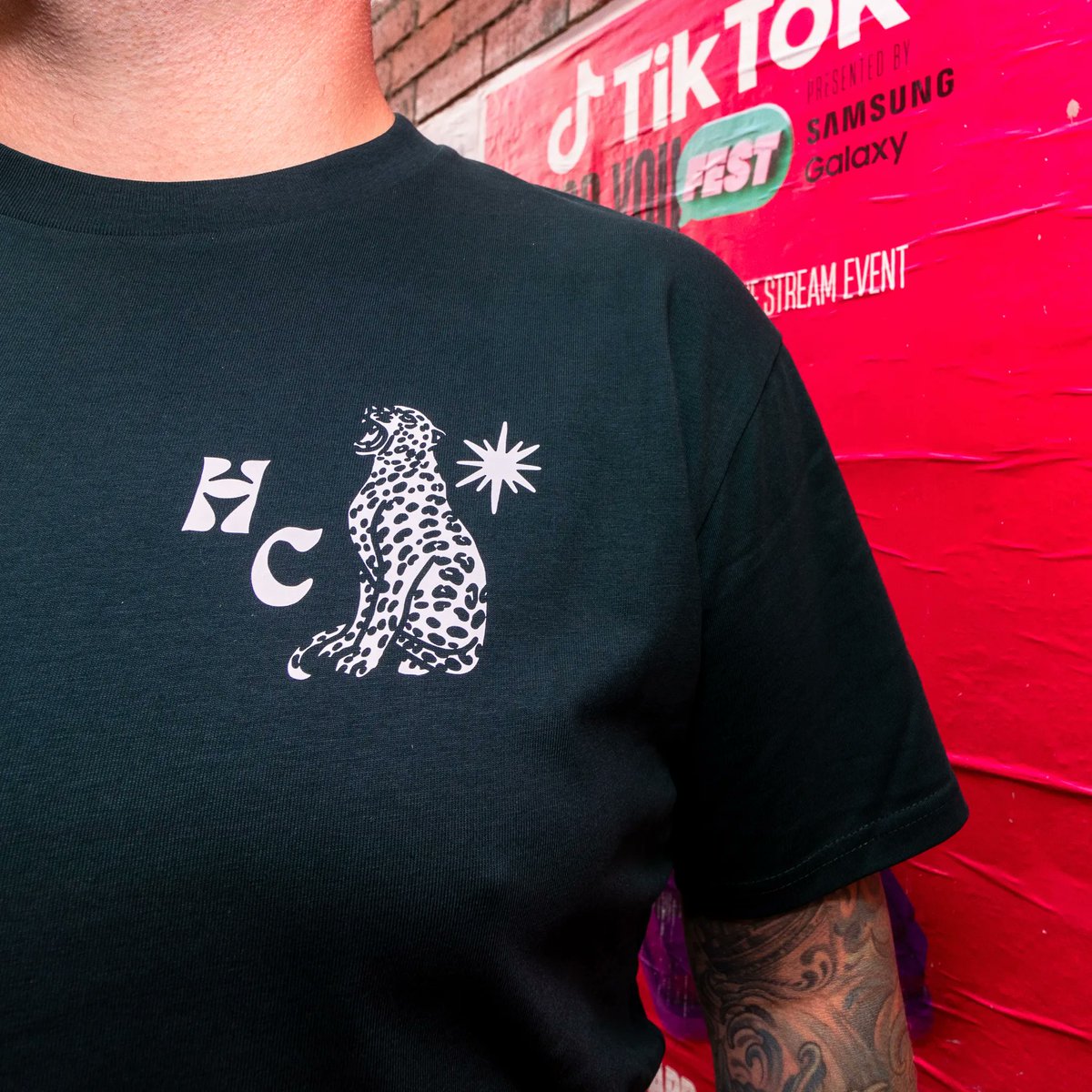 versusmerchmelb's tweet photo. Hot merch for Hot Copper Tattoo Studio.

Need merch but have no idea where to start?
Talk to one of our specialist merchandise consultants today about how we can hep you bring your merch ideas to life!

📧 info@versusmerch.com https://t.co/9jeTLMnSlT