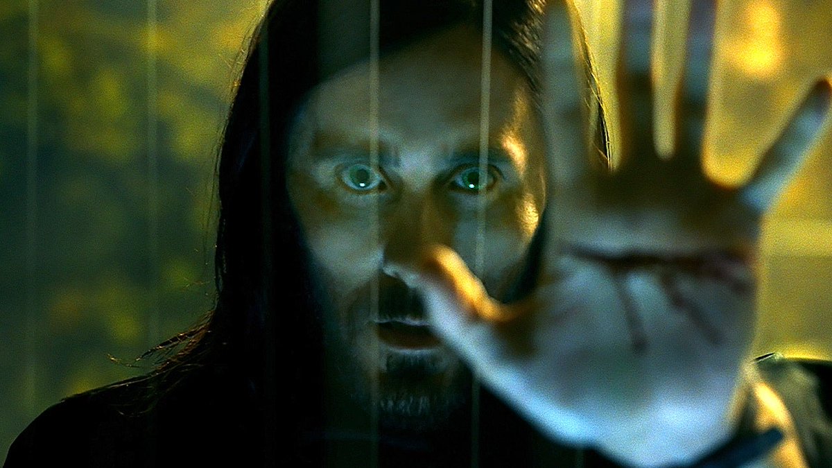 IGN's tweet image. The director of Morbius confirmed that Jared Leto's method acting process included using crutches to go to the bathroom, leading to bathroom breaks that could take up to 45 minutes. bit.ly/3LE1yLk