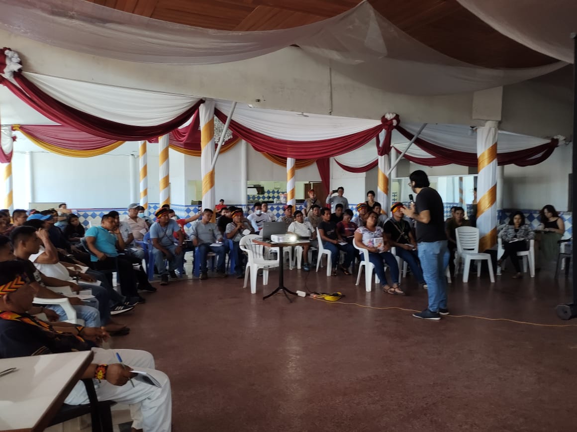 4cuencas's tweet photo. 📌 #PUINAMUDT Hoy empezaron los talleres de capacitación de empresas comunales y monitores ambientales de la #FEDIQUEP, la #OPIKAFPE y la #FECONACOR en Iquitos. Las comunidades exigen la remediación de sus territorios ancestrales afectados por las operaciones del #Lote192 💪🏾 https://t.co/nfduFpqvUR