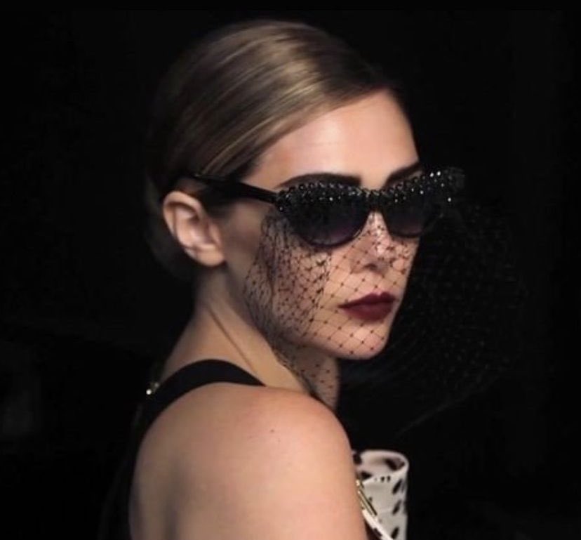 wandassociety's tweet photo. #VoteElizabethOlsen #VoteWandaVision #KCA
we need lizzie content so rt or reply with the hashtag to vote !!! https://t.co/aZVQ2JqR9t