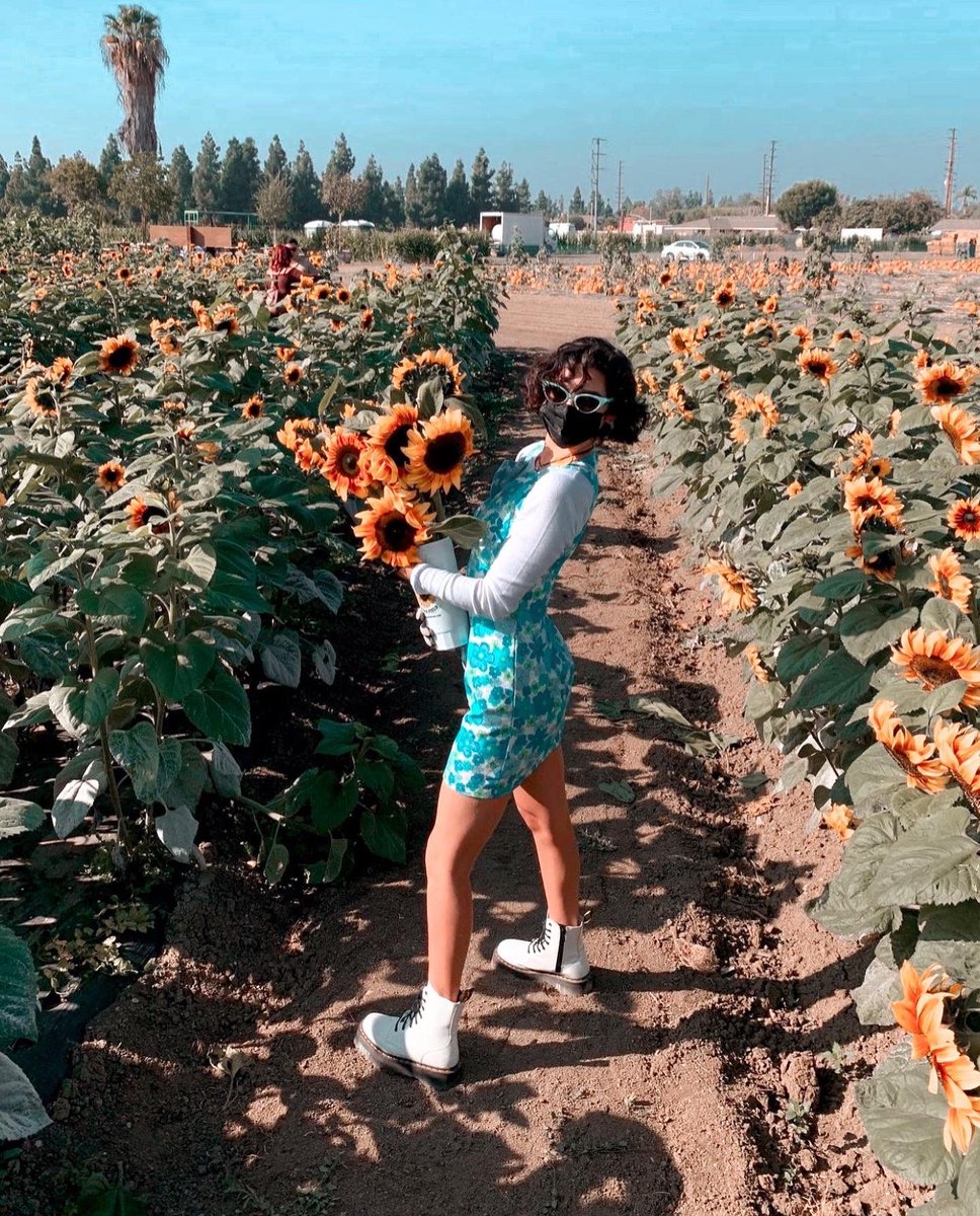 PopsikleShop's tweet image. Spring into the season with a vintage dress of your own on PopsikleShop.com 🌸🦋🌻 #vintagespring #vintageootd #vintagelovers #instalove @ruiznadia4