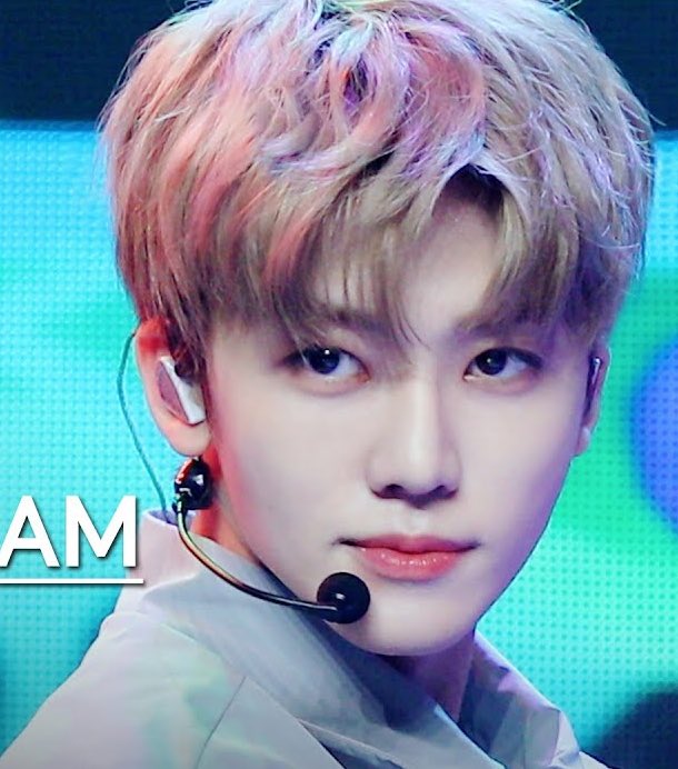 kkyunana's tweet photo. Jaemin’s face card never declines https://t.co/oC8s18LAJp