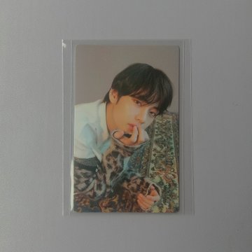 0826cartt's tweet photo. ꒰ wtb lfs ꒱ 
  
✿ taehyung tear o pc

budget
₱450 (flexi)

help rt po! :)

t. wts lfb bts taehyung v love yourself tear pc photocard https://t.co/ISawm0SR0H