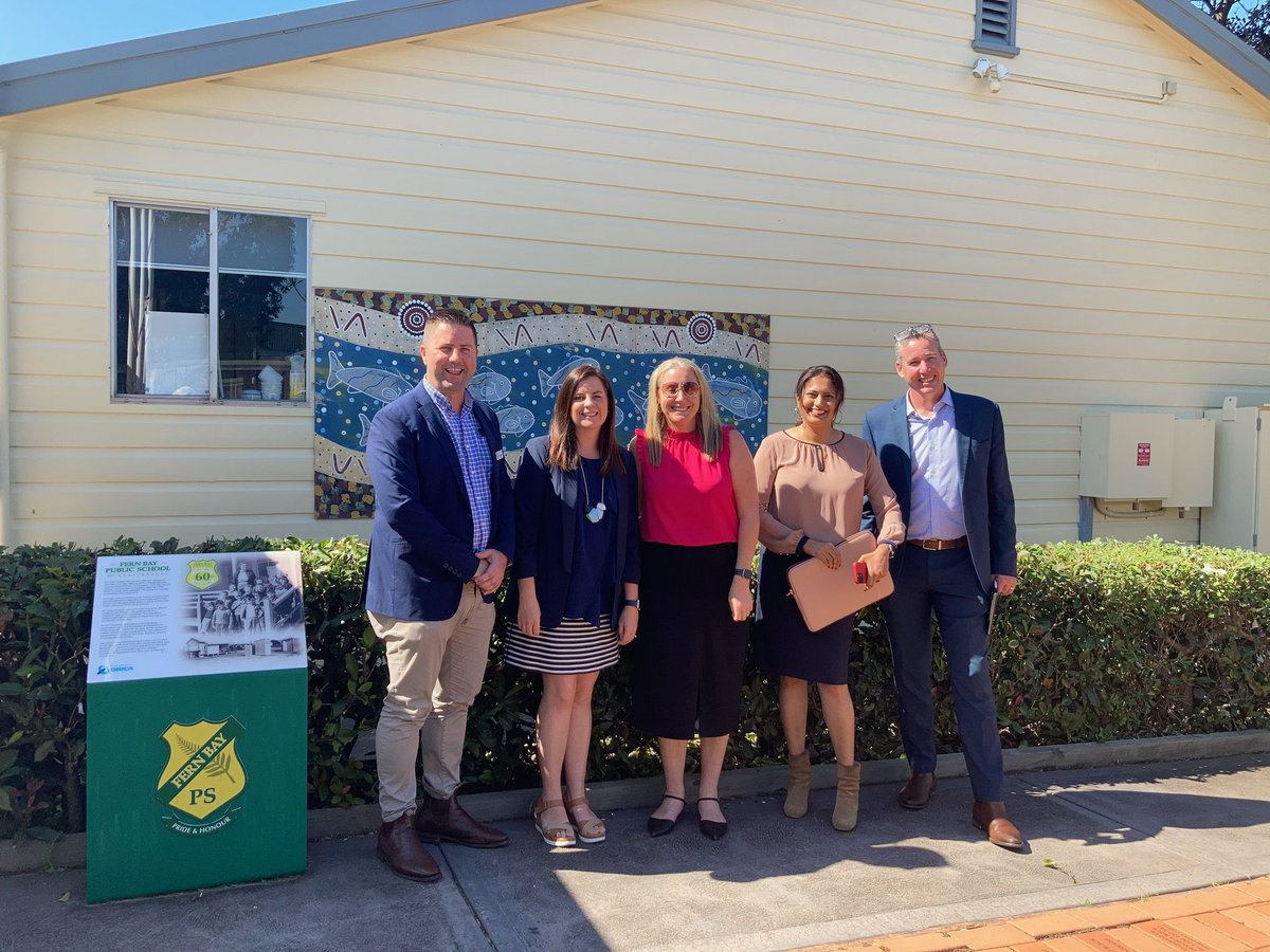 fernbayps's tweet photo. Mr Janetzki and Mrs Keith met with the Technology for learning (stem.T4L)  team this morning and discussed how technology is integrated into the teaching and learning experiences at Fern Bay PS.@greentree_mark @acootes @drewjanetzki @lindalazenby_ https://t.co/dbyTb3XDws