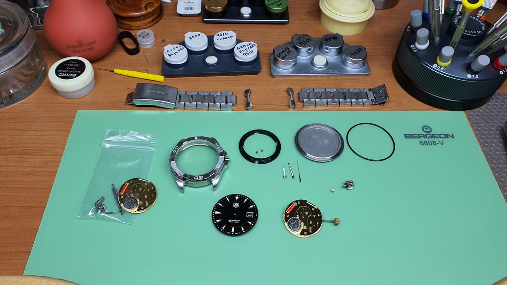 RestaurarTiempo's tweet photo. Buenos días, empezando la jornada laboral❗⌚⏱⏰🕰🔩🛠🔍
https://t.co/02es0nx4X9 #RestaurarElTiempo
#TallerRelojeria #Relojero #WatchRepair  #CentroServicioCertificado #Onil #LaFoia #Alcoi #Cocentaina #Petrel #Elda #Villena #Elche #TorreVieja  #Villajoyosa #Benidorm #Alicante https://t.co/ZEgr2g47O9