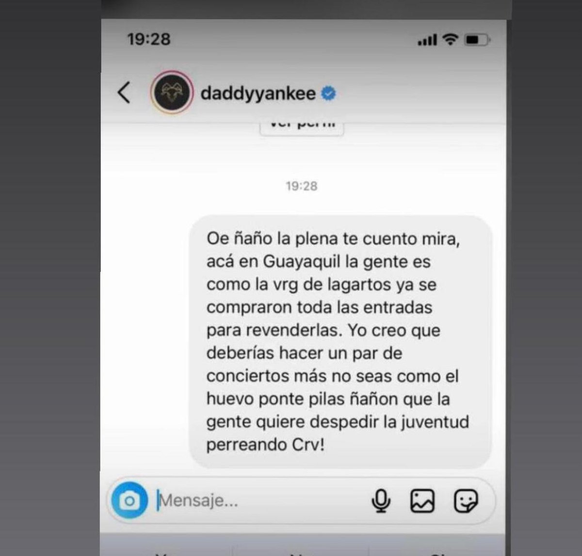 MissLonely_18's tweet photo. No se pasen... 😂 #Legendaddy #daddyyankee https://t.co/h9LbFEDMk0