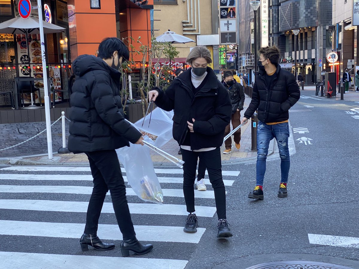sgmusashi's tweet photo. 今月の夜鳥の界は

28日16時〜行います🦅

誰でも参加可能ですので、是非ご連絡ください📩

#ゴミ拾い
#歌舞伎町
#ボランティア https://t.co/RpH1Yzwb87
