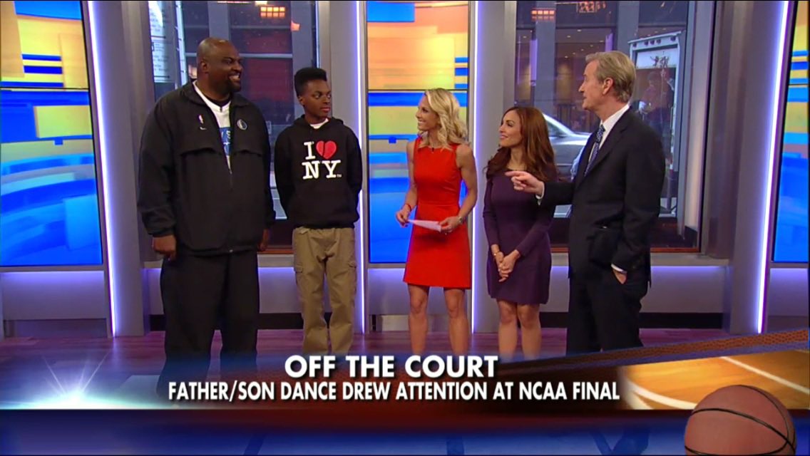 bigtallrob's tweet photo. Final four memories in my fam are different!! This really happened!! My God…….. #Thankful #FinalFour2015 #TMZ #TodayShow #FoxAndFriends https://t.co/HEC9NnpFKe