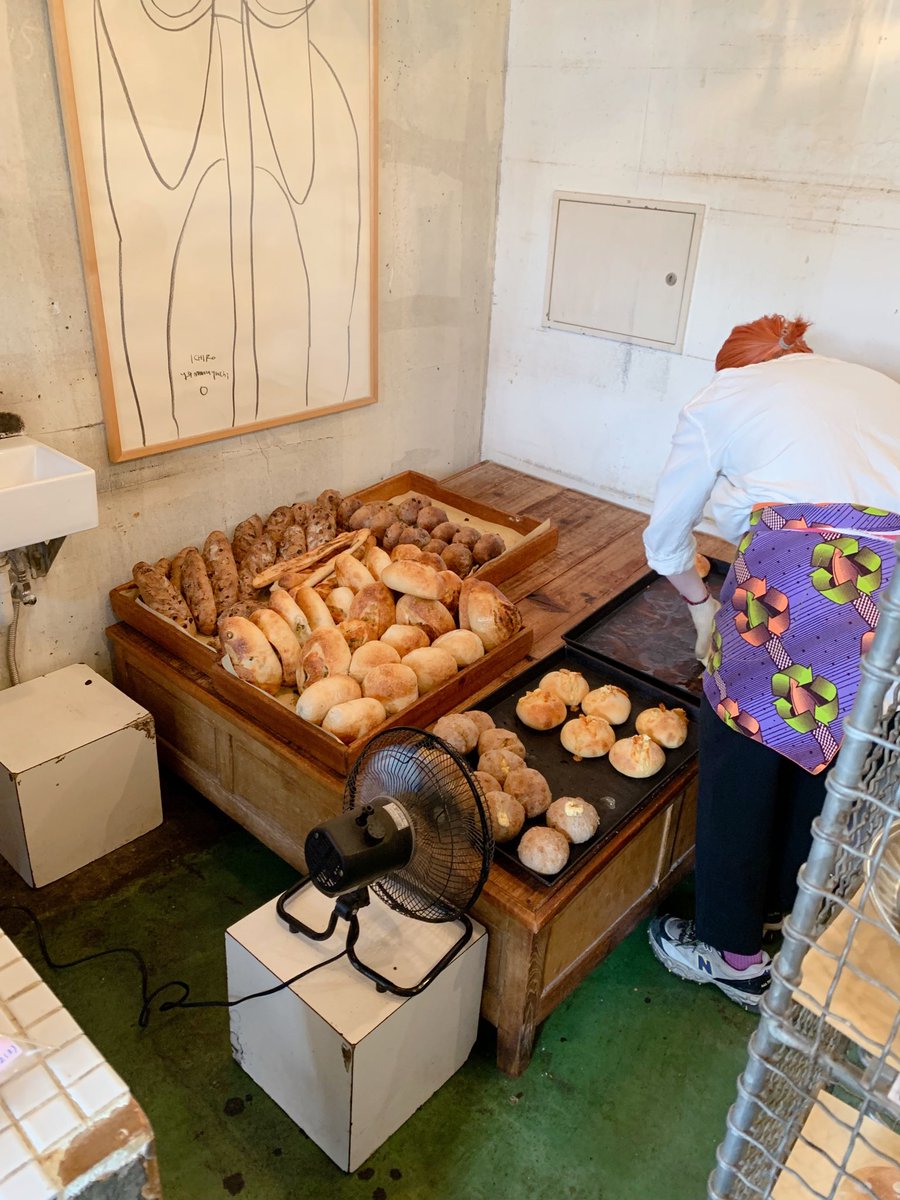 ひさしぶりのAOSAN🥖
ここのお店のパン大好きです

#ahlife   #仙川　#ベーカリー